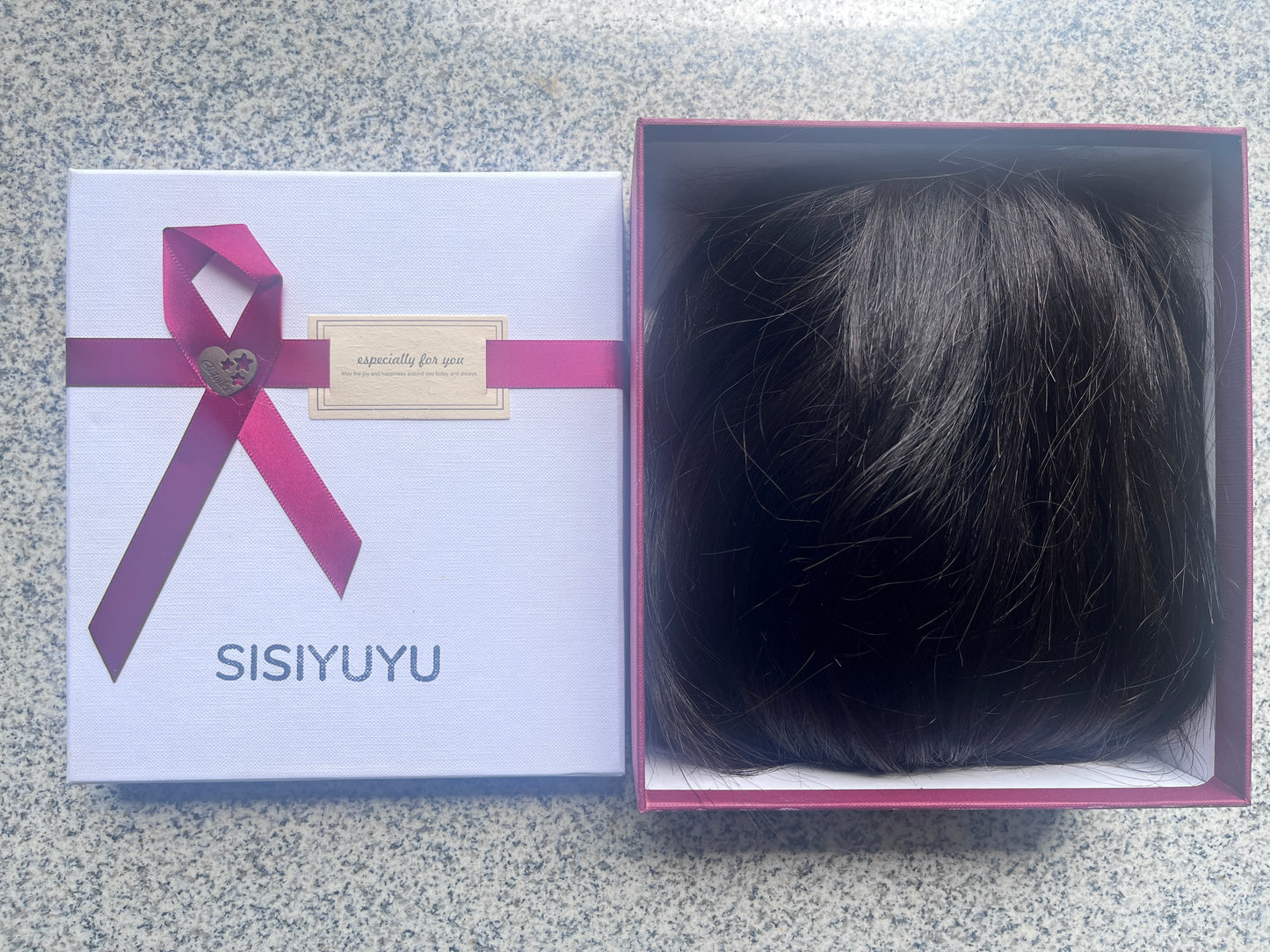 SISIYUYU Clip-in Extensions Made Easy